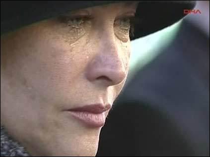 kesemsultan.net_hulya_avsar_002 (423x317, 10 kБ...)